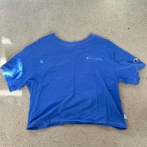 Cropped Champion T-Shirt